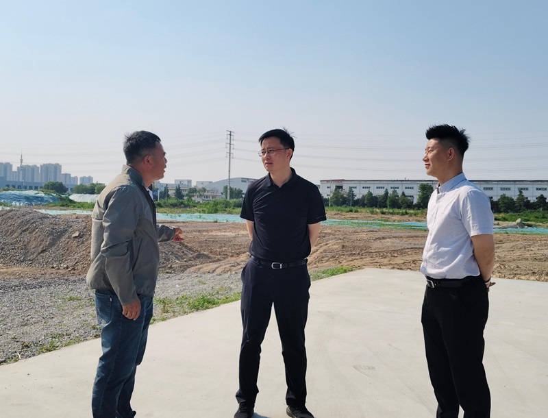 20250529徐總調(diào)研招商項(xiàng)目現(xiàn)場1.jpg 20250529徐總調(diào)研招商項(xiàng)目現(xiàn)場1.jpg